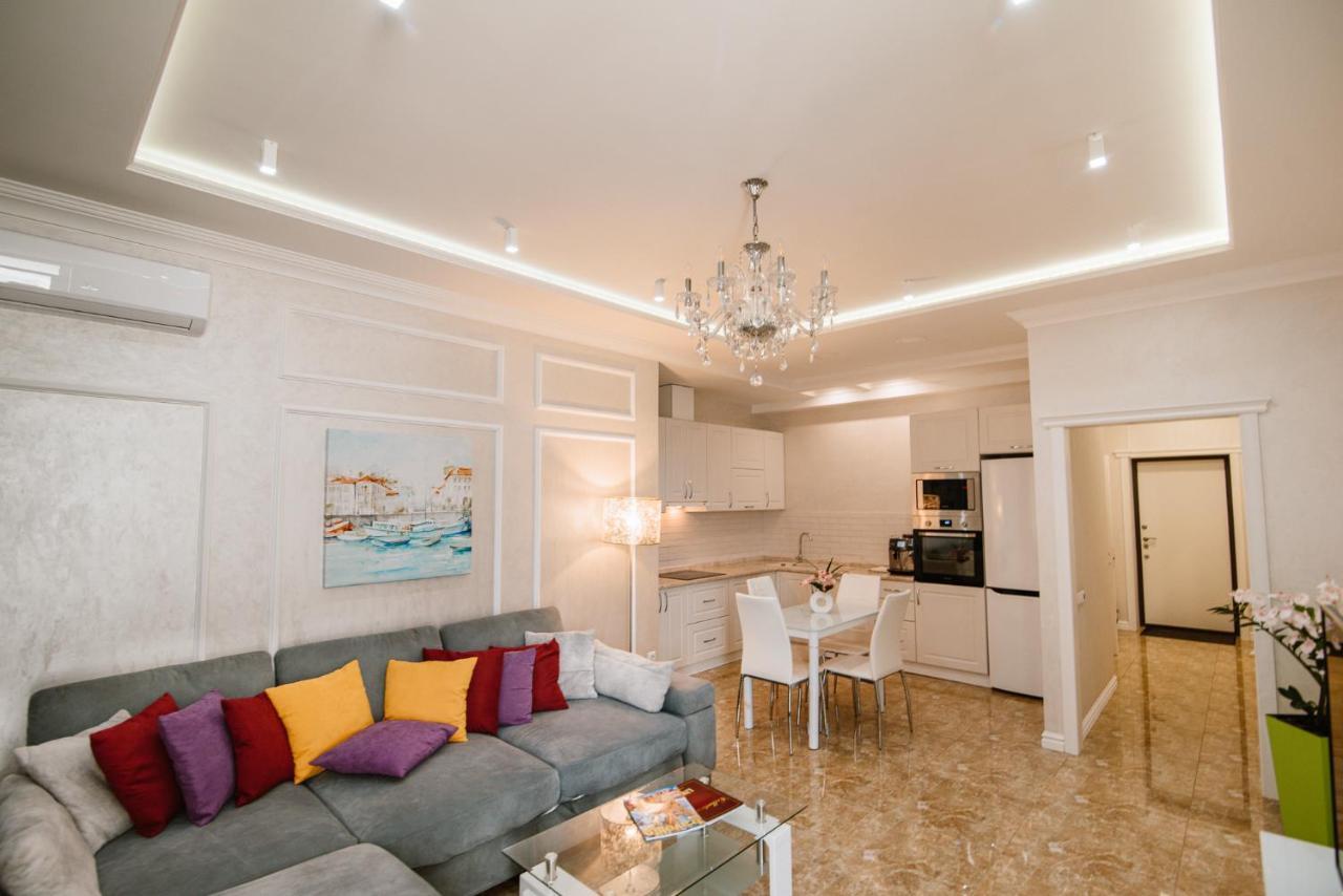 Luxury For Business & Pleasure Royal 1 Apartment Киев Екстериор снимка