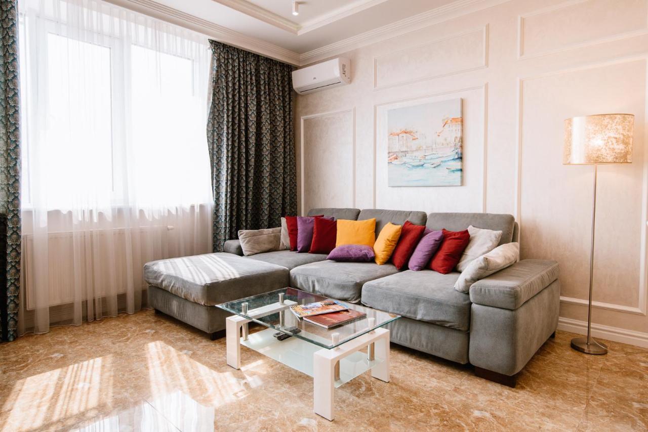 Luxury For Business & Pleasure Royal 1 Apartment Киев Екстериор снимка