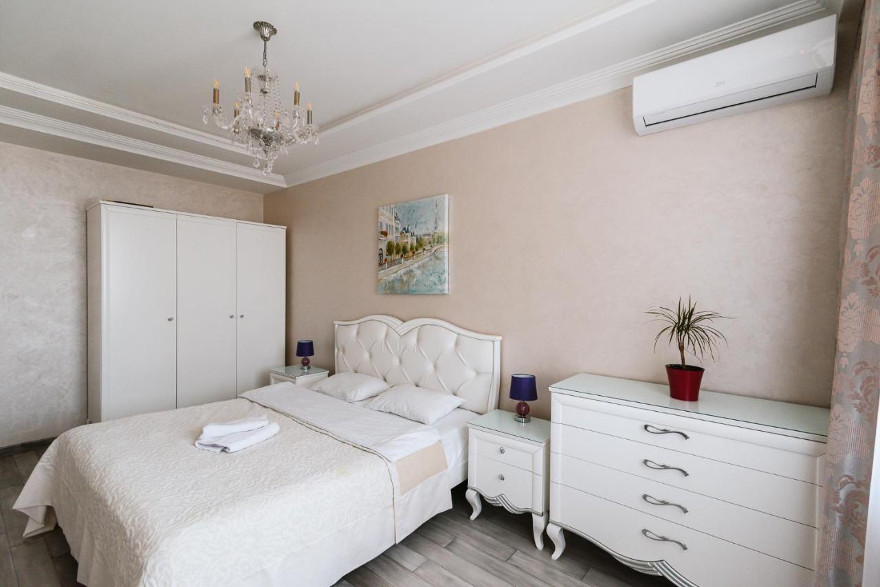 Luxury For Business & Pleasure Royal 1 Apartment Киев Екстериор снимка